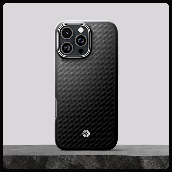 Spigen Enzo Aramid Mag Case mit MagSafe für iPhone 16 Pro Max – Schwarz und Silber